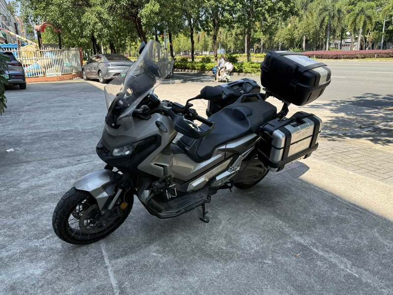 本田DREAMWING X-ADV 750