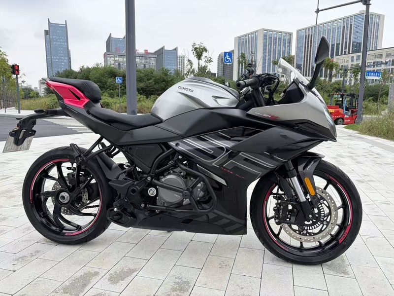 春风 250SR