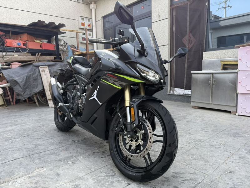 无极 250RR