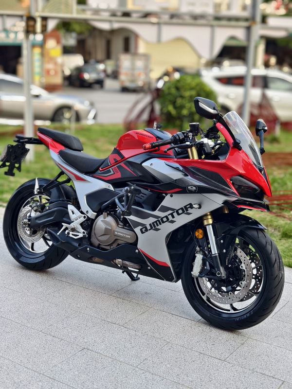 QJMOTOR 赛550