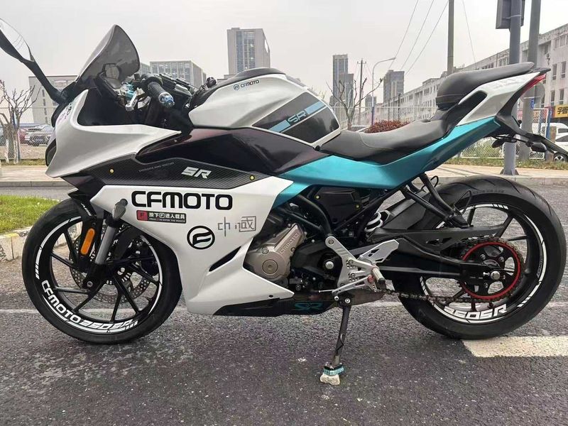 春风 250SR