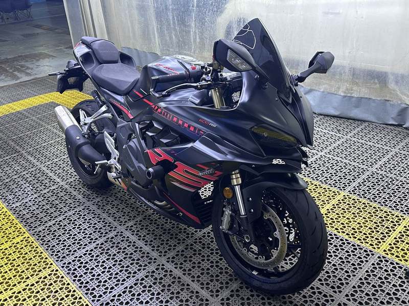 QJMOTOR 赛600