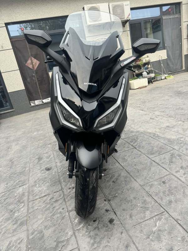 本田WING NSS350