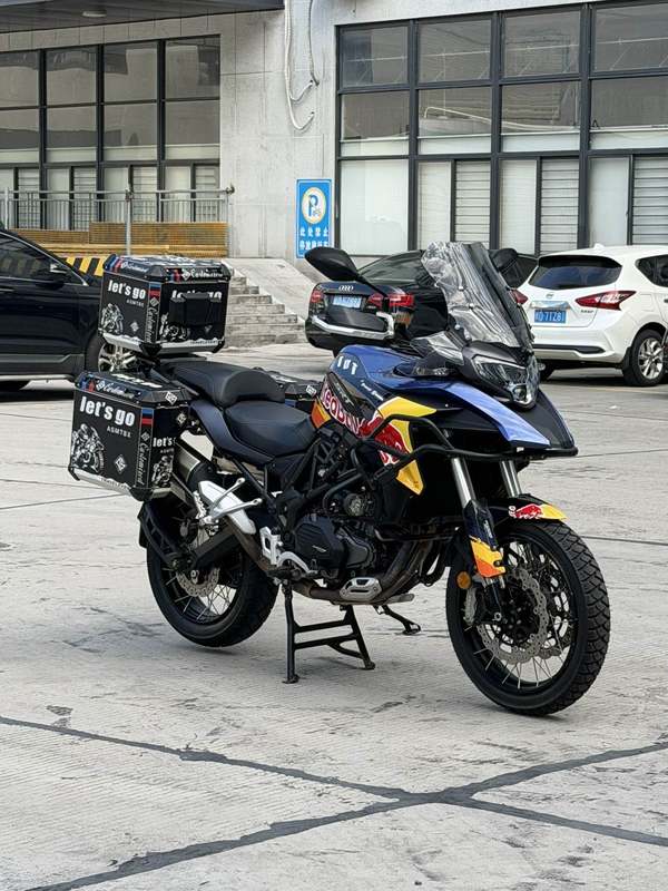 QJMOTOR 骁500