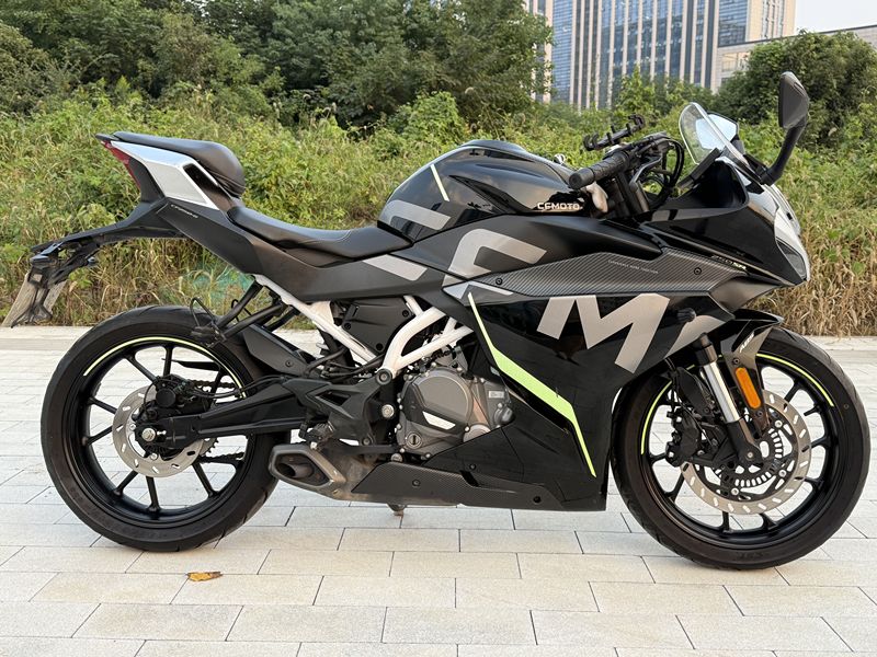 春风 250SR