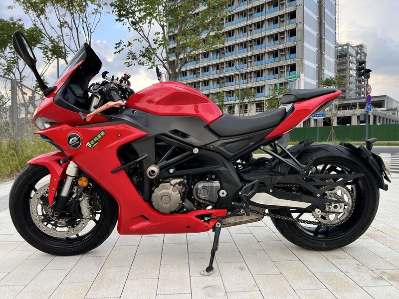 QJMOTOR 赛600