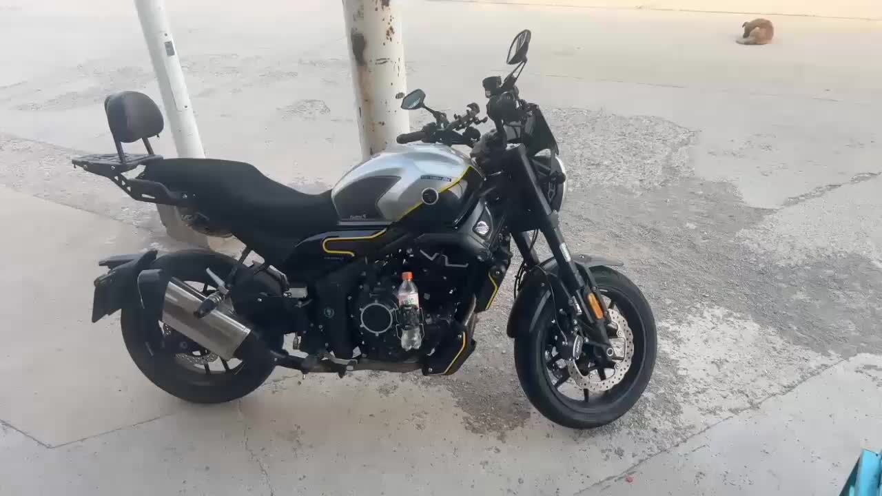 无极 AC525
