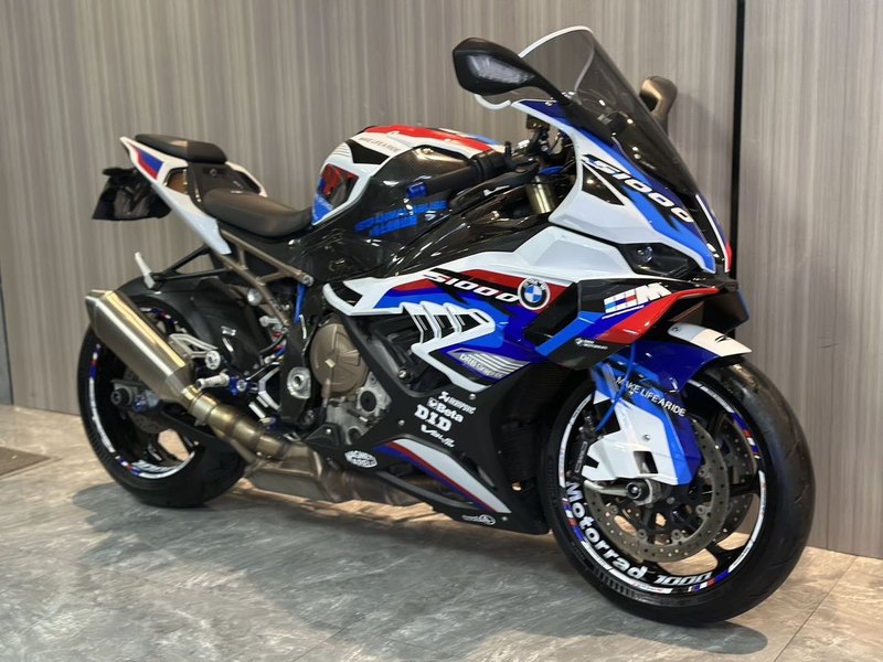 宝马 S 1000 RR