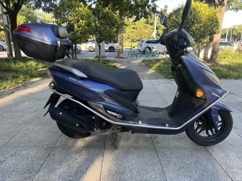 豪爵 UCR125
