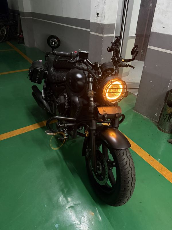 豪爵 TR300