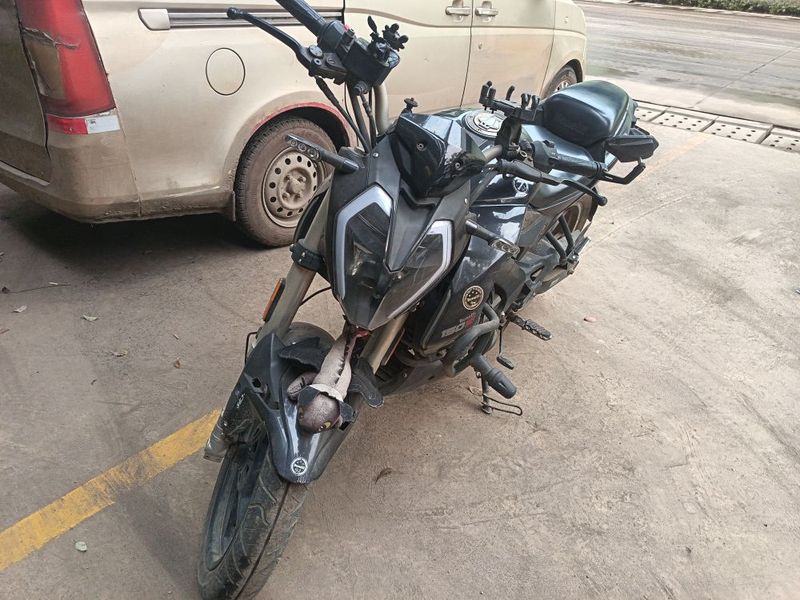 贝纳利 小迅龙 BN150S