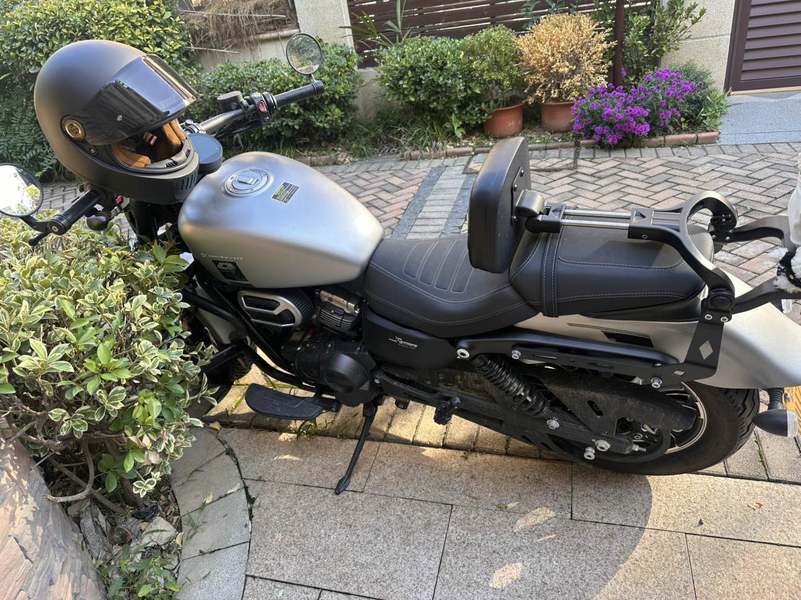 QJMOTOR 闪250