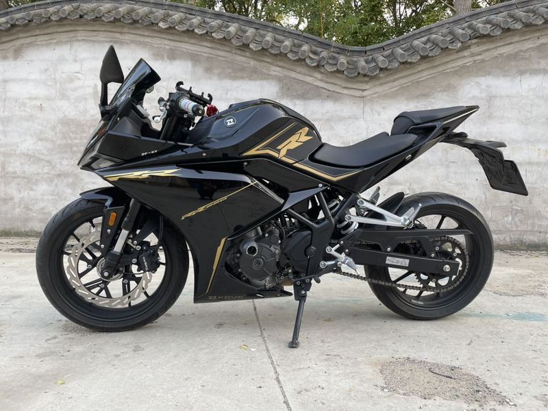 凯越 250RR 刺鸟