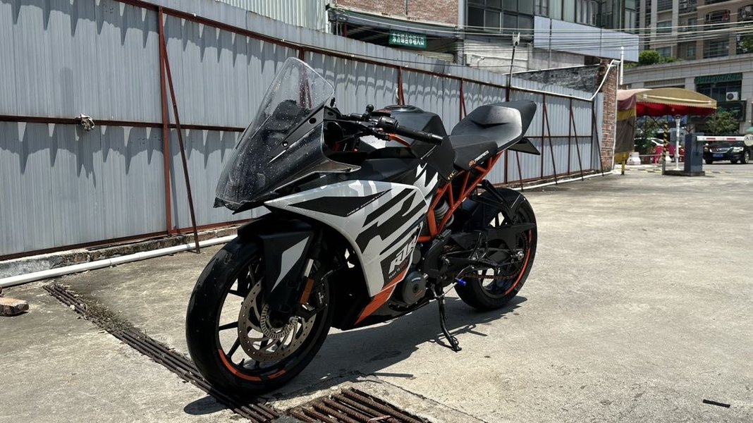 KTMR2R RC 390 