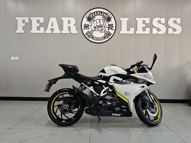 春风 250SR