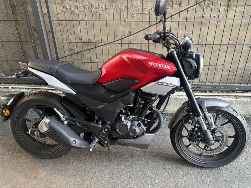 新大洲本田 CB190TR