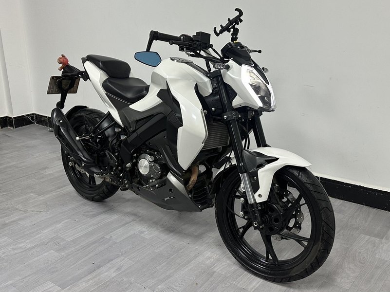 贝纳利 小迅龙 BN150S