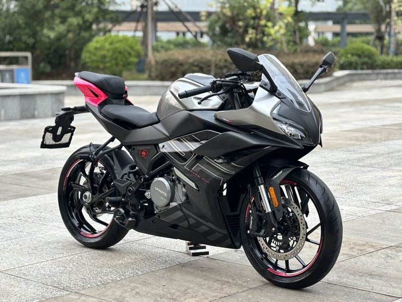 春风 250SR