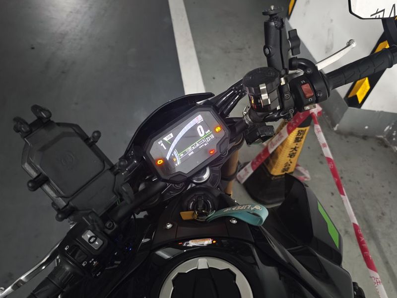 川崎 Z900