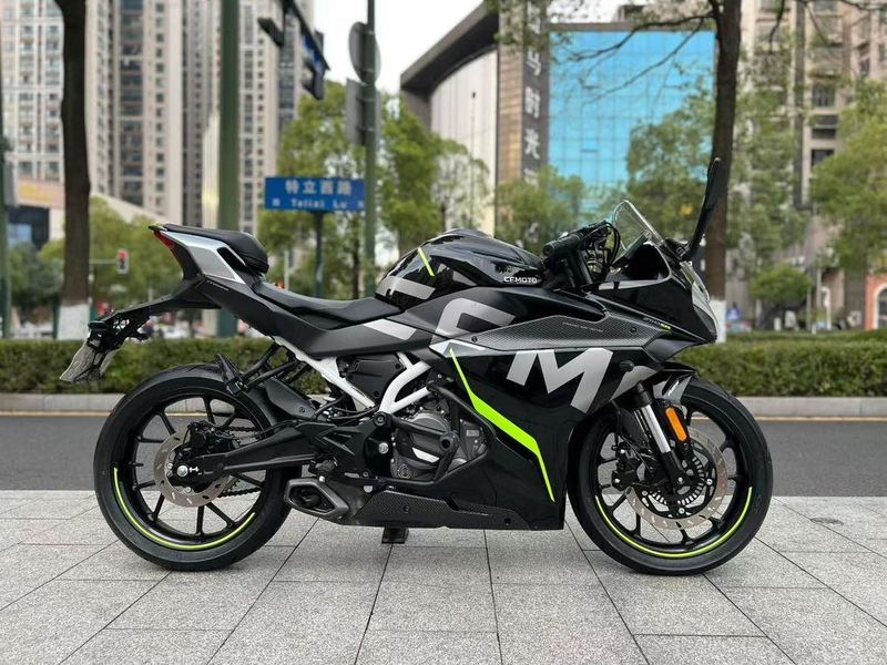 春风 250SR