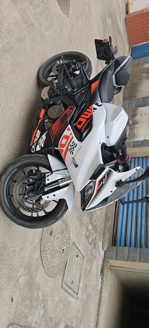 QJMOTOR 赛250