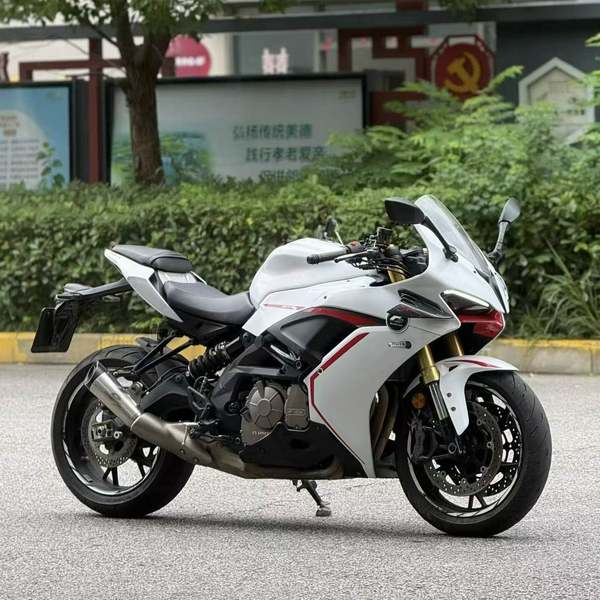 QJMOTOR 赛600