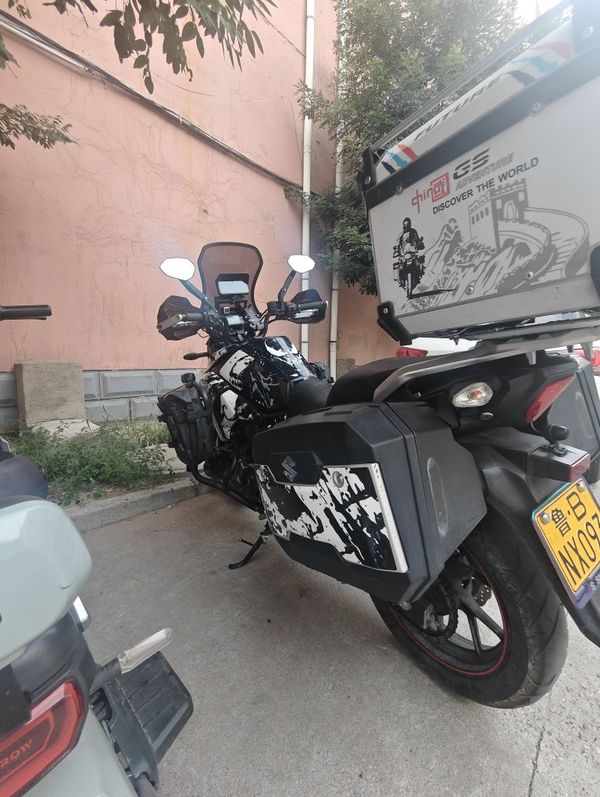 豪爵铃木 DL250