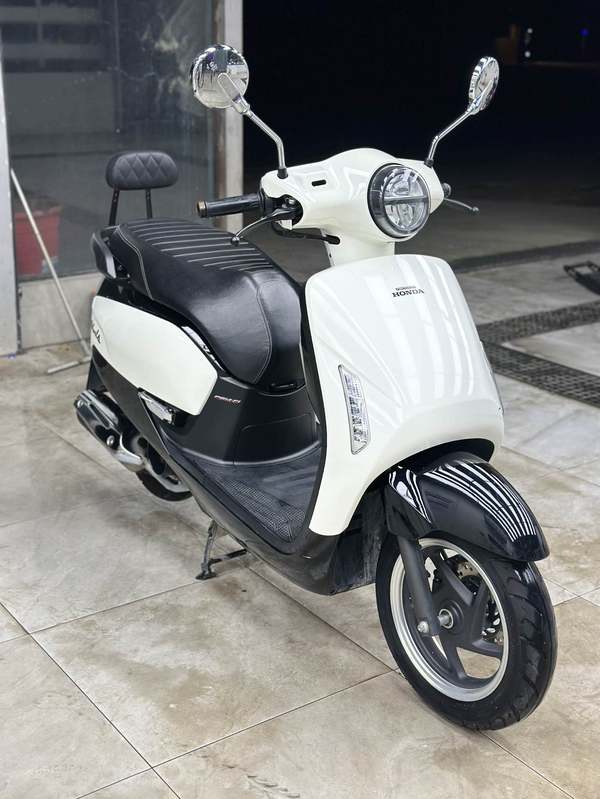 新大洲本田 NS125LA