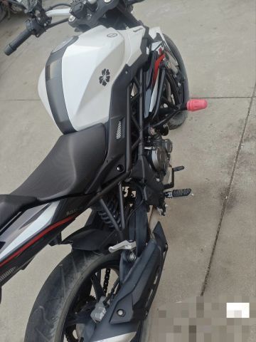 贝纳利 红宝龙 TNT 150i