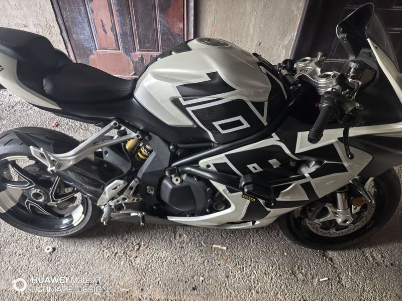 QJMOTOR QJ900GS-8D