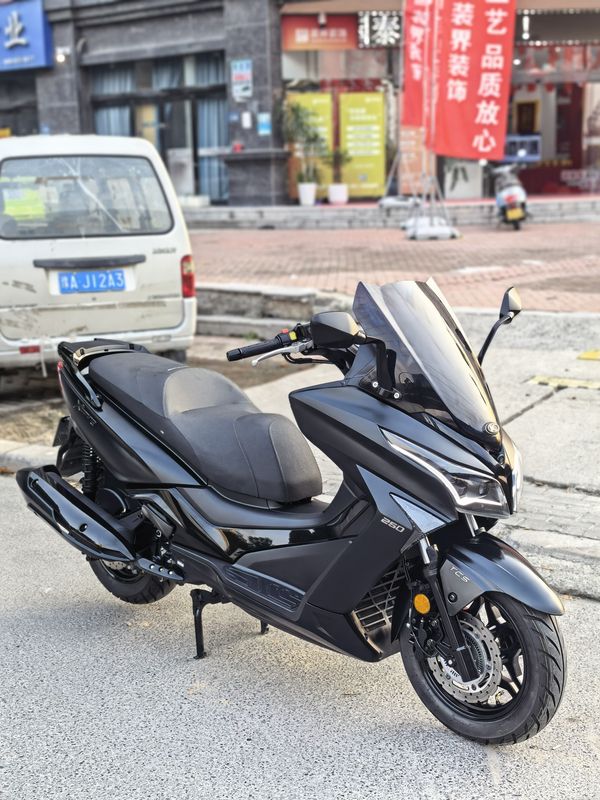 光阳 赛艇 250