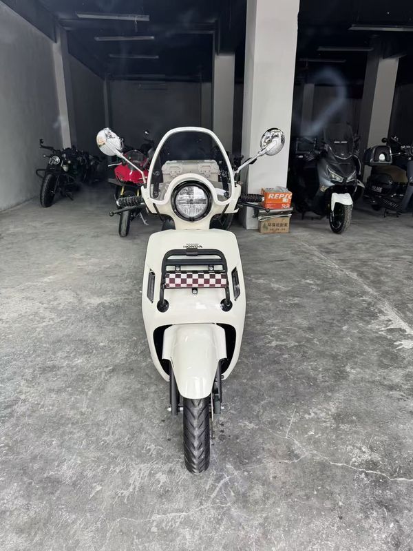 新大洲本田 NS125LA