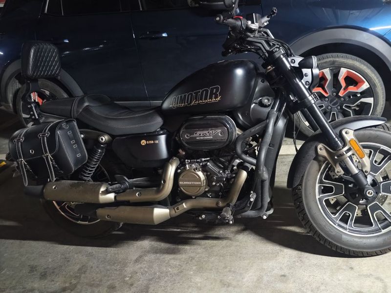 QJMOTOR 闪350