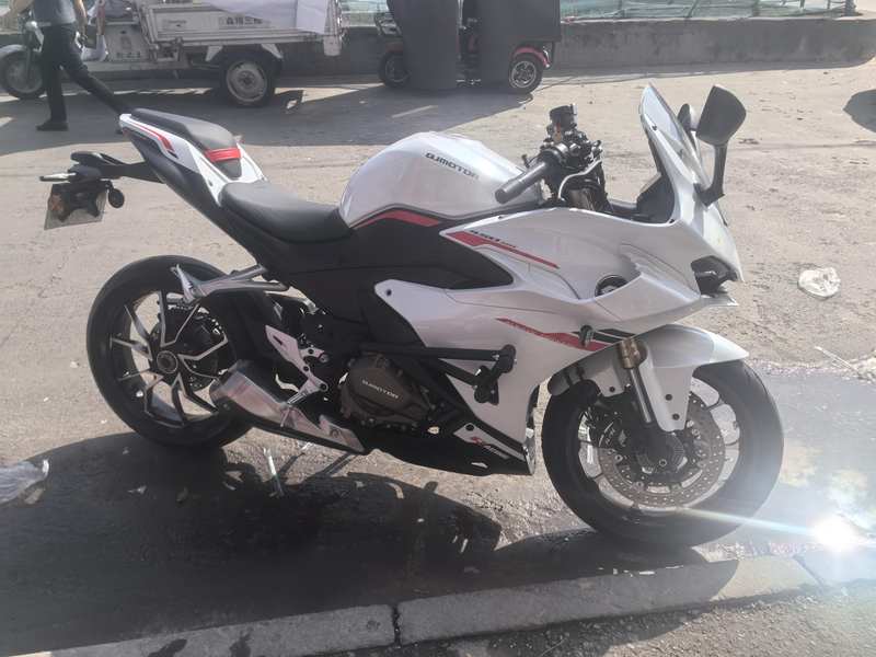 QJMOTOR 赛450