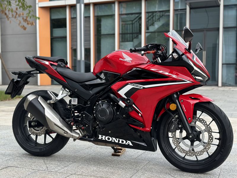 本田WING CBR400R