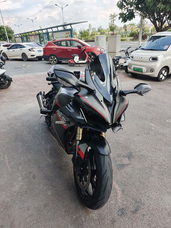 QJMOTOR 赛600