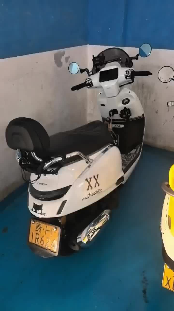 春风 125AURA