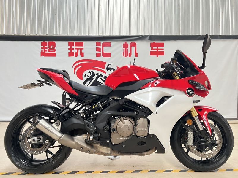 QJMOTOR 赛600