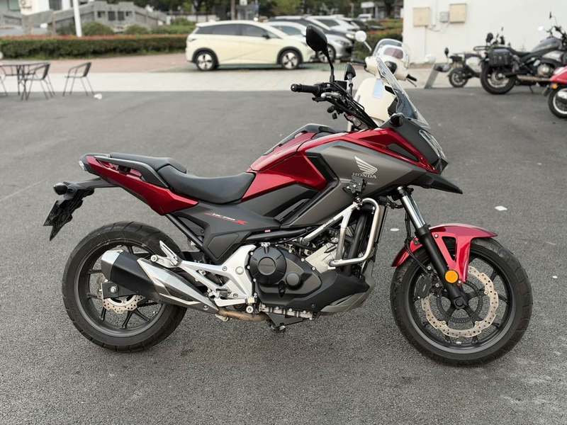 本田DREAMWING NC750X