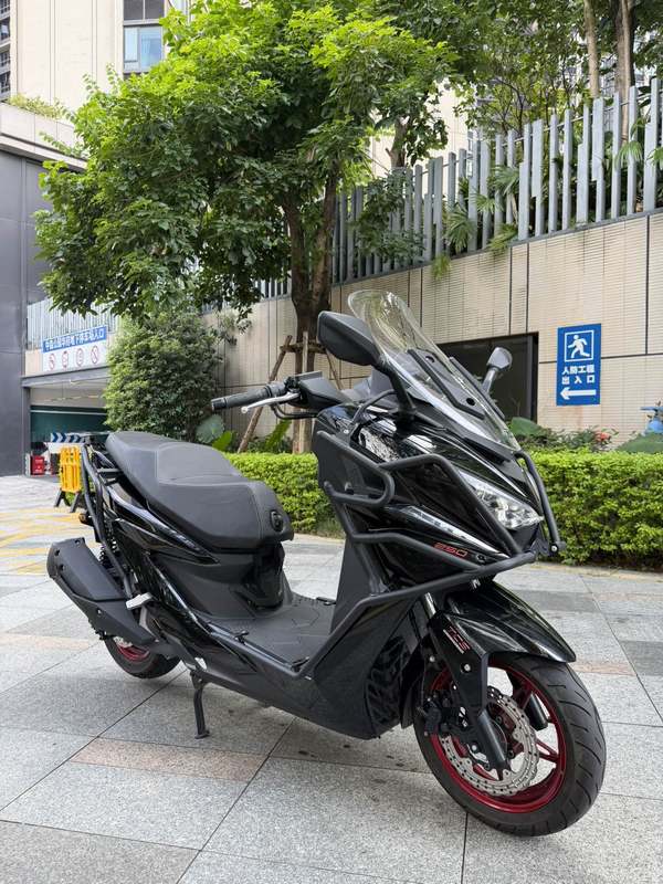 光阳 赛艇 ST250