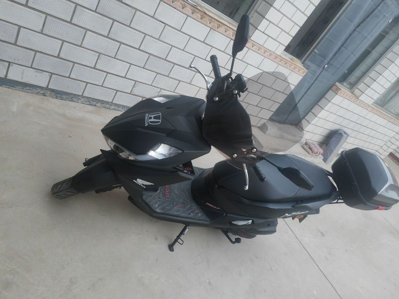 五羊本田 NX125