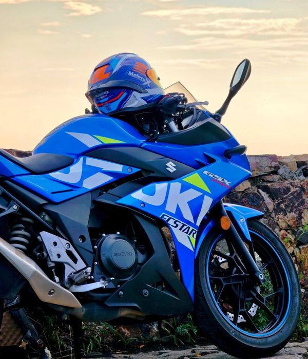 豪爵铃木 GSX250R