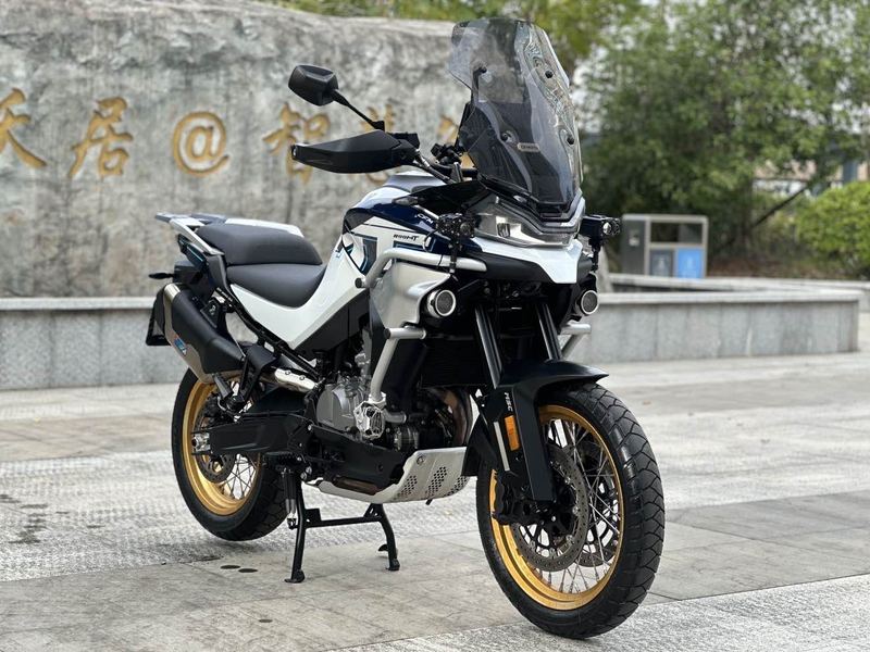 春风 800MT