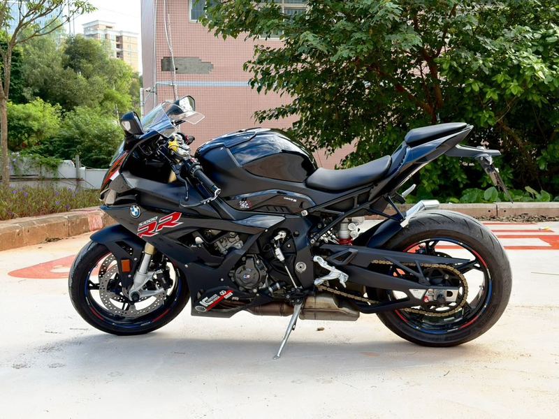 宝马 S 1000 RR