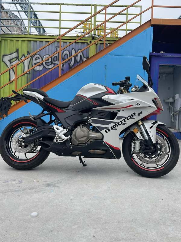 QJMOTOR 赛550