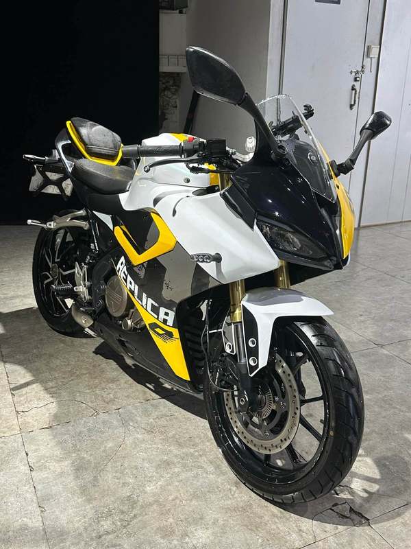 QJMOTOR 赛250