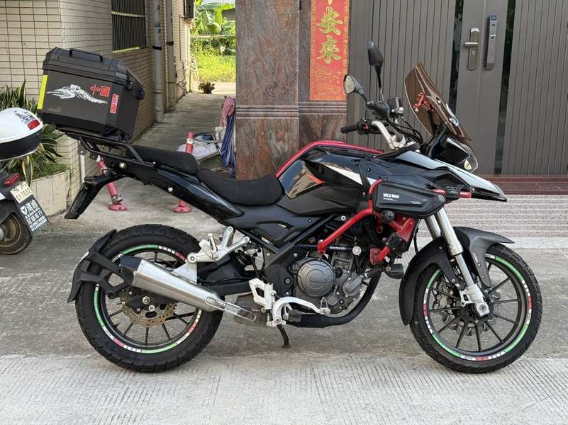 贝纳利 金鹏 TRK251