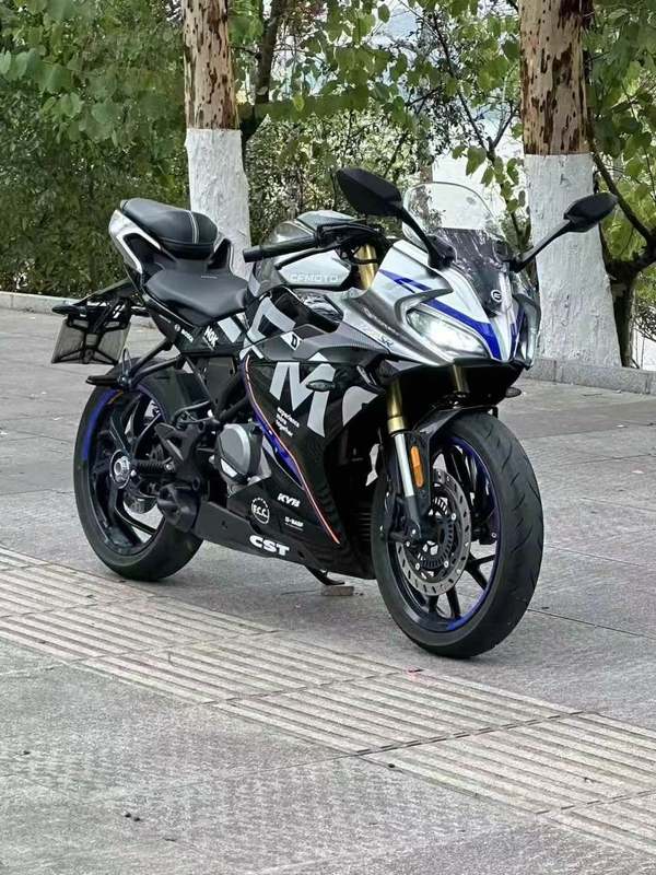 春风 250SR