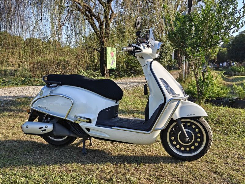 新大洲本田 NS150LA