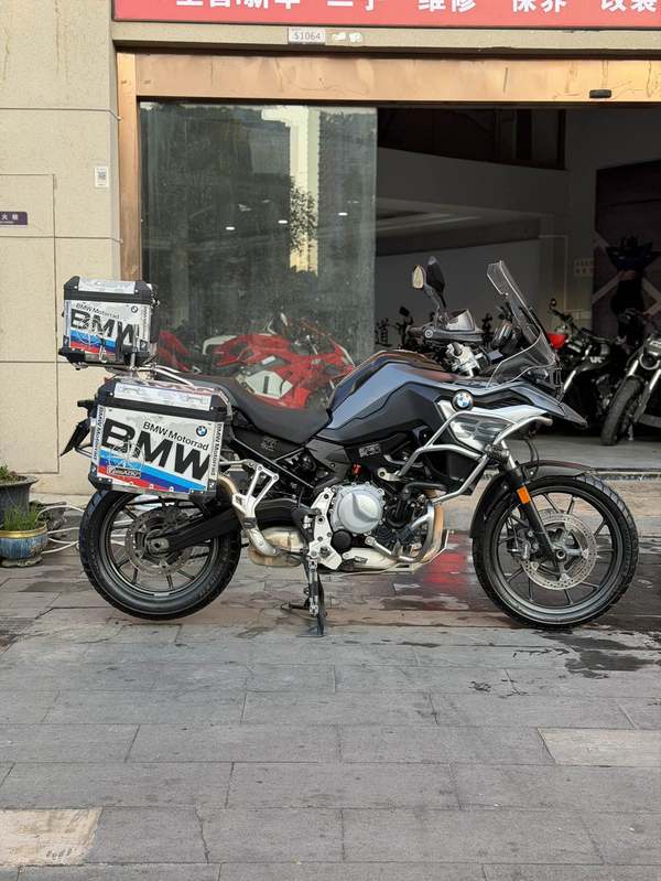 宝马 F 750 GS